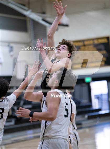 Thumbnail 2 in Canyon @ Foothill photogallery.