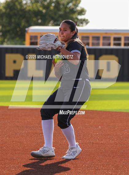 Thumbnail 3 in Trinity @ Plano East (UIL 6A D1 Girls Softball Regional Semi-Final) photogallery.