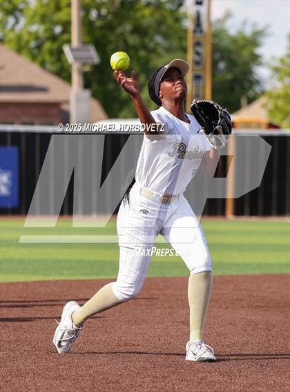 Thumbnail 3 in Trinity @ Plano East (UIL 6A D1 Girls Softball Regional Semi-Final) photogallery.