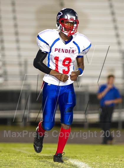 Thumbnail 3 in Marvin Ridge vs Pender photogallery.