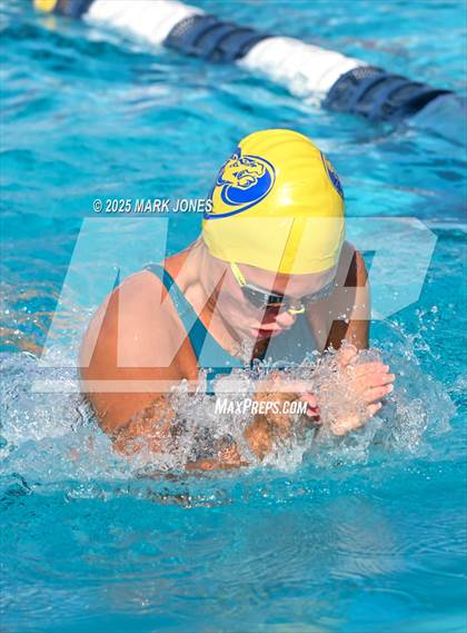 Thumbnail 1 in AIA Division III Championships photogallery.