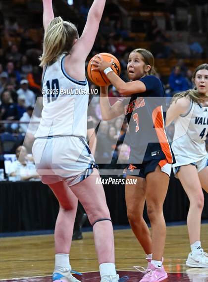 Thumbnail 3 in Legend @ Valor Christian (CHSAA 6A Great 8) photogallery.