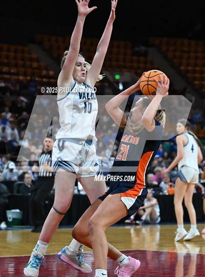 Thumbnail 3 in Legend @ Valor Christian (CHSAA 6A Great 8) photogallery.