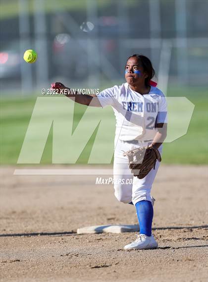 Thumbnail 2 in Riverton vs. Fremont  (UHSAA 6A Softball Championships Bracket 1 - Round 2) photogallery.