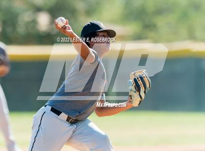 Thumbnail 3 in Karnes City vs Cotulla photogallery.