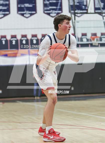 Thumbnail 2 in Horace Greeley vs Eastchester (NYSPHSAA Section 1 Class AA First Round) photogallery.