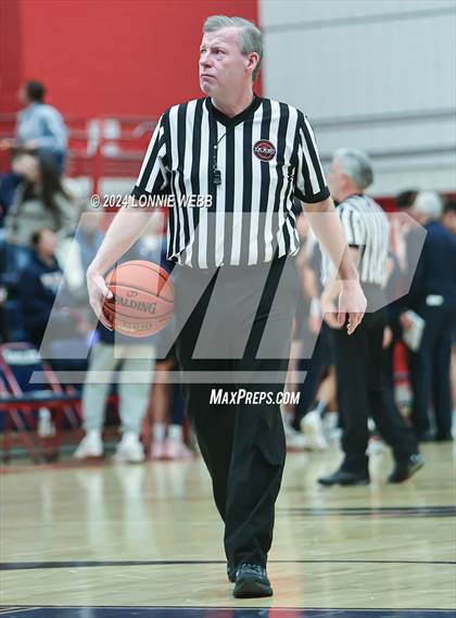 Thumbnail 2 in Horace Greeley vs Eastchester (NYSPHSAA Section 1 Class AA First Round) photogallery.