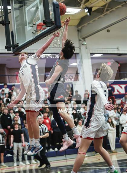 Thumbnail 2 in Horace Greeley vs Eastchester (NYSPHSAA Section 1 Class AA First Round) photogallery.