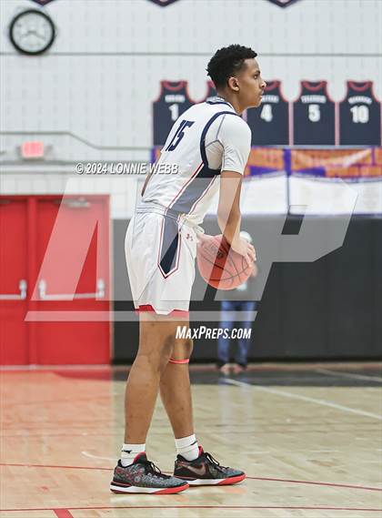 Thumbnail 3 in Horace Greeley vs Eastchester (NYSPHSAA Section 1 Class AA First Round) photogallery.