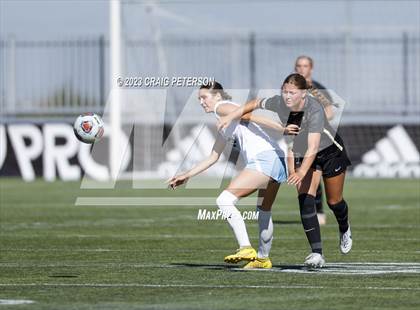 Thumbnail 3 in Lone Peak vs. Layton (UHSAA 6A Semifinals) photogallery.