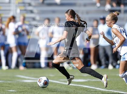 Thumbnail 2 in Lone Peak vs. Layton (UHSAA 6A Semifinals) photogallery.