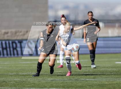 Thumbnail 2 in Lone Peak vs. Layton (UHSAA 6A Semifinals) photogallery.