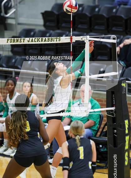 Thumbnail 3 in Crandall vs Tatum (Raising Cane's Volleyball Showcase)  photogallery.