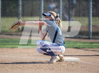 Thumbnail 3 in Santana @ Del Norte photogallery.