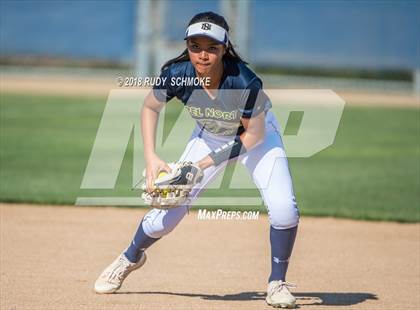 Thumbnail 3 in Santana @ Del Norte photogallery.