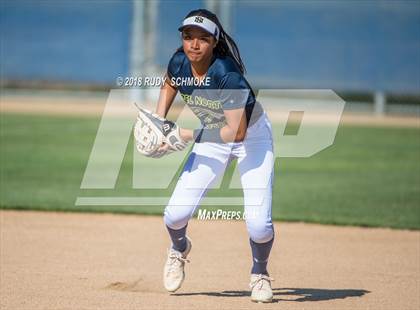Thumbnail 1 in Santana @ Del Norte photogallery.