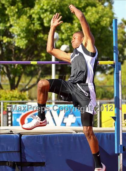 Thumbnail 2 in Titan Top 9 Invitational (Boys High Jump) photogallery.