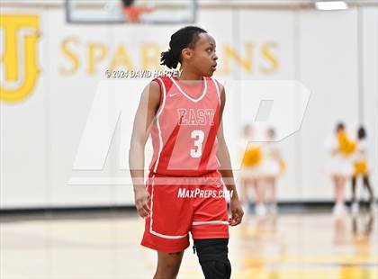 Thumbnail 3 in Denver East vs Thomas Jefferson photogallery.
