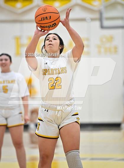 Thumbnail 1 in Denver East vs Thomas Jefferson photogallery.