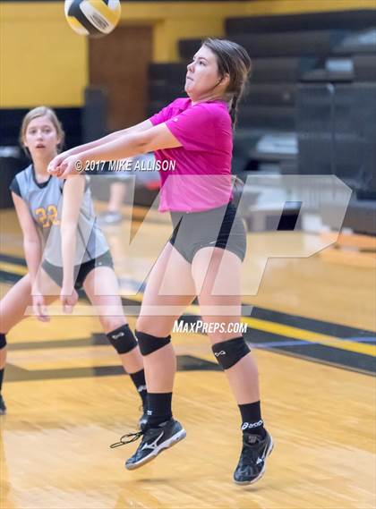 Thumbnail 3 in Hixson vs Grace Baptist Academy photogallery.