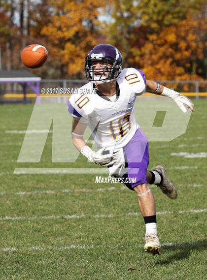 Thumbnail 3 in Blackstone-Millville @ St. Peter-Marian (MIAA Division 6 Central Semifinal) photogallery.