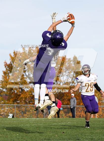 Thumbnail 3 in Blackstone-Millville @ St. Peter-Marian (MIAA Division 6 Central Semifinal) photogallery.