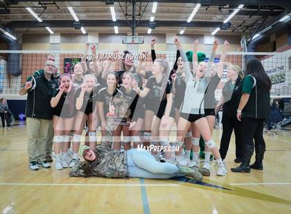 Thumbnail 2 in West Bloomfield vs Lake Orion (MHSAA Regional Final) photogallery.