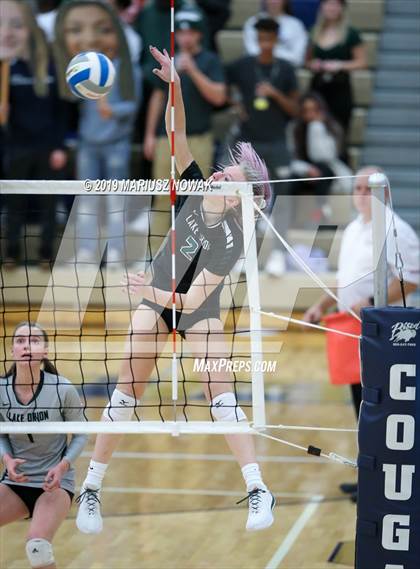 Thumbnail 2 in West Bloomfield vs Lake Orion (MHSAA Regional Final) photogallery.