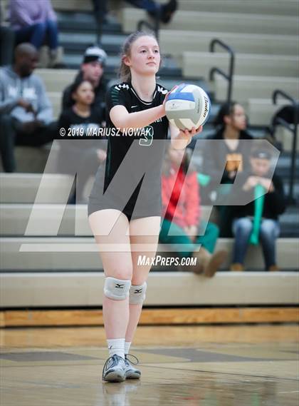 Thumbnail 2 in West Bloomfield vs Lake Orion (MHSAA Regional Final) photogallery.