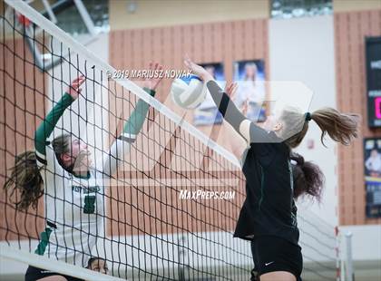 Thumbnail 2 in West Bloomfield vs Lake Orion (MHSAA Regional Final) photogallery.