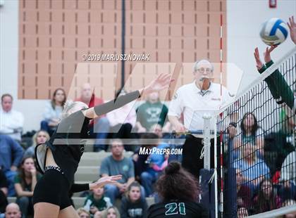 Thumbnail 3 in West Bloomfield vs Lake Orion (MHSAA Regional Final) photogallery.