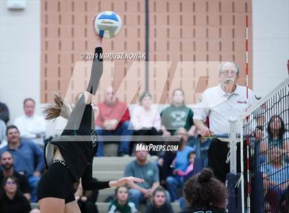 Thumbnail 2 in West Bloomfield vs Lake Orion (MHSAA Regional Final) photogallery.