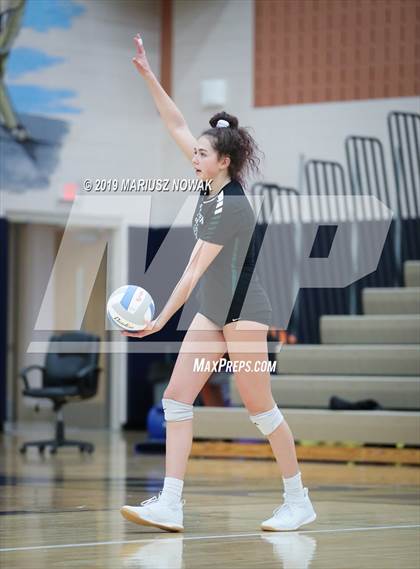 Thumbnail 3 in West Bloomfield vs Lake Orion (MHSAA Regional Final) photogallery.