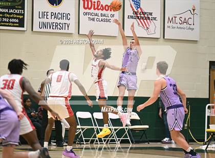 Thumbnail 3 in Ironwood vs. Lehi (Damien Classic) photogallery.