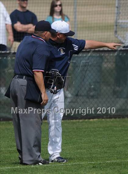 Thumbnail 3 in Rocky Mount vs Smihfield (Johnston County Easter Invitational) photogallery.