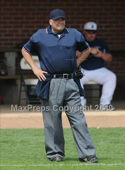 Thumbnail 2 in Rocky Mount vs Smihfield (Johnston County Easter Invitational) photogallery.