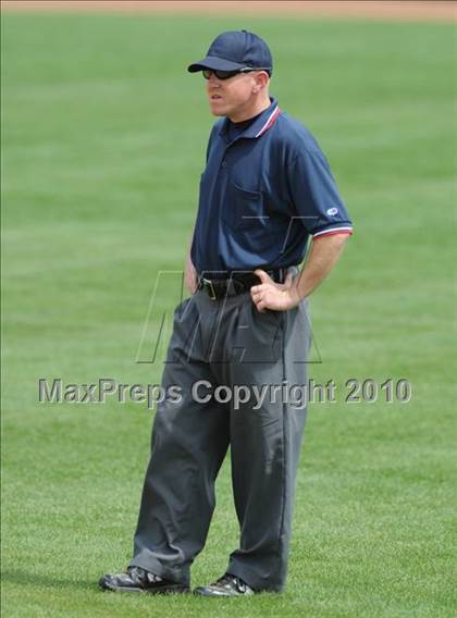 Thumbnail 3 in Rocky Mount vs Smihfield (Johnston County Easter Invitational) photogallery.