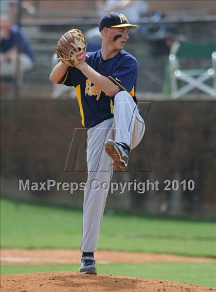 Thumbnail 2 in Rocky Mount vs Smihfield (Johnston County Easter Invitational) photogallery.