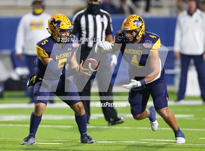 Thumbnail 3 in Allen @ McKinney photogallery.