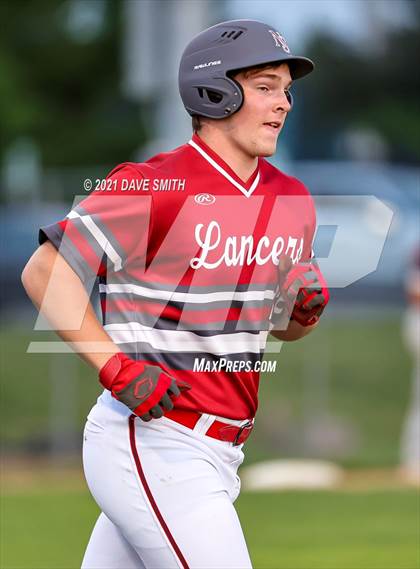 Thumbnail 3 in Linn-Mar @ North Scott photogallery.