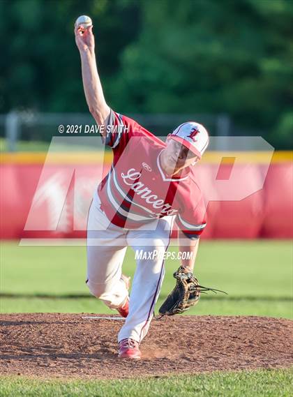 Thumbnail 2 in Linn-Mar @ North Scott photogallery.