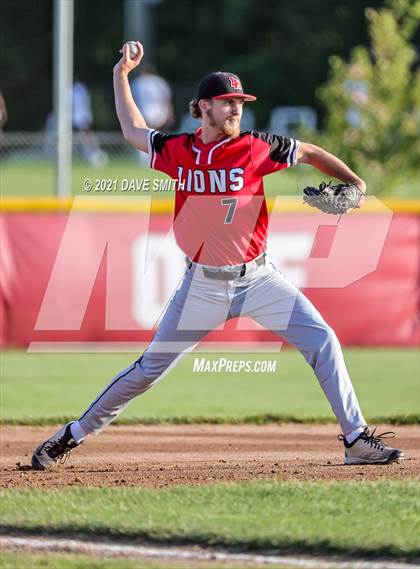 Thumbnail 3 in Linn-Mar @ North Scott photogallery.