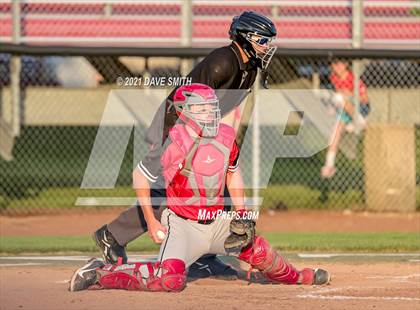 Thumbnail 2 in Linn-Mar @ North Scott photogallery.