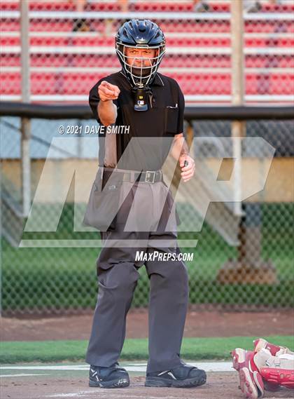 Thumbnail 3 in Linn-Mar @ North Scott photogallery.
