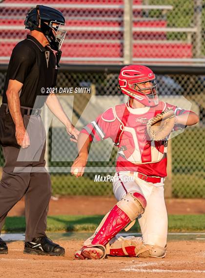 Thumbnail 1 in Linn-Mar @ North Scott photogallery.