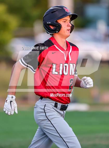 Thumbnail 3 in Linn-Mar @ North Scott photogallery.