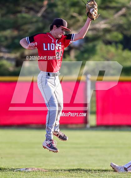 Thumbnail 3 in Linn-Mar @ North Scott photogallery.
