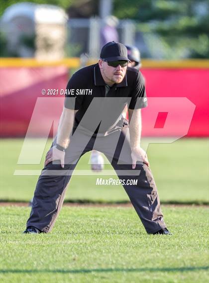 Thumbnail 1 in Linn-Mar @ North Scott photogallery.