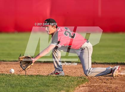 Thumbnail 2 in Linn-Mar @ North Scott photogallery.