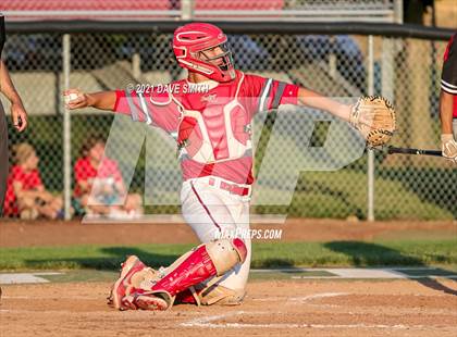 Thumbnail 3 in Linn-Mar @ North Scott photogallery.